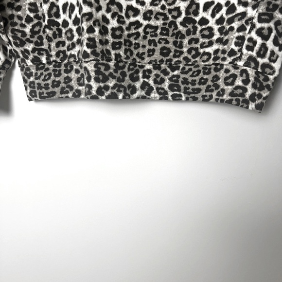 Good American Cheetah Print Boatneck Relaxed Fit Long Sleeve Sweatshirt Top S - Picture 5 of 13